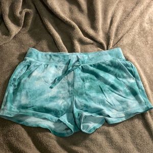 Old Navy size medium shorts NEVER WORN